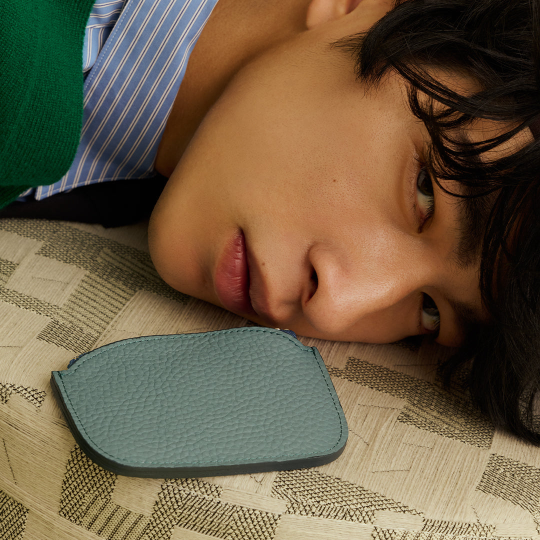 <LEZALI> Embossed Leather MT Coin Case / Sky