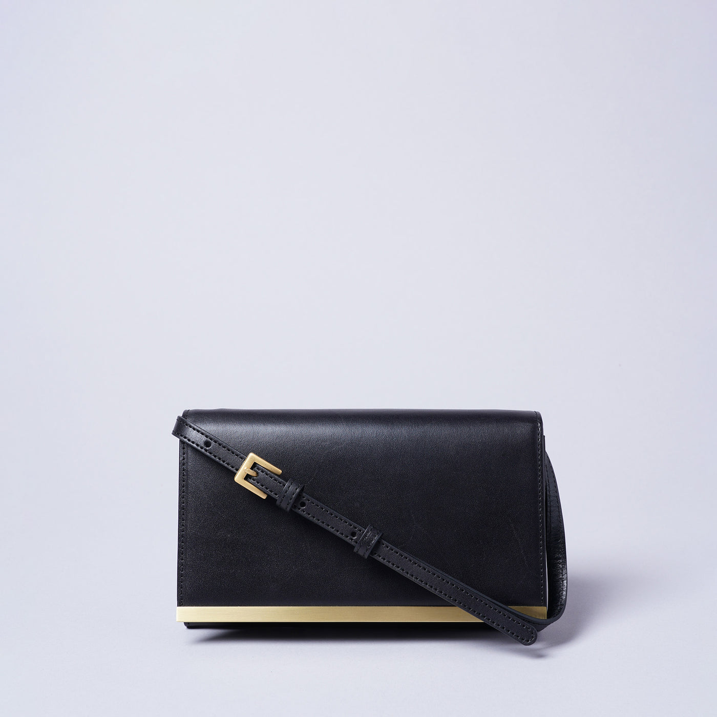 ＜キヨカワ＞［AUDREY］wallet shoulder bag/ブラック