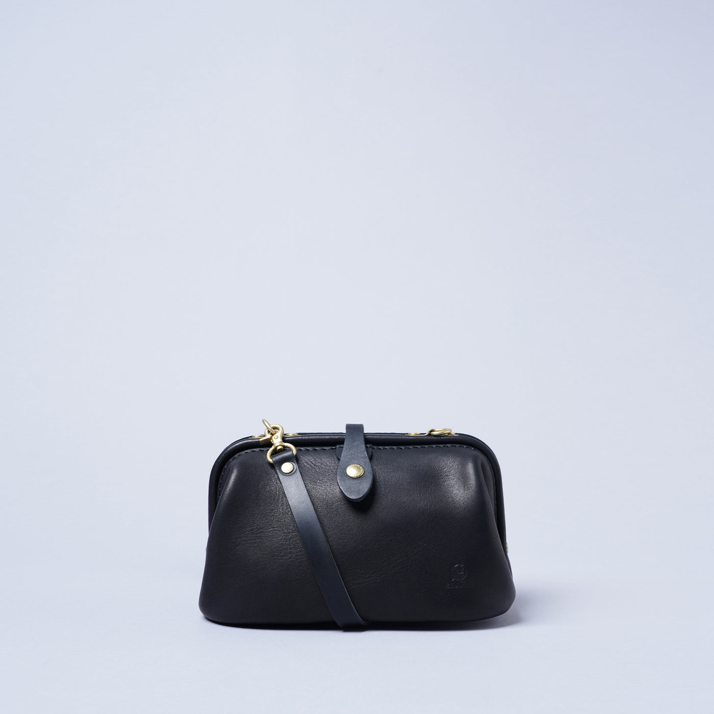 <kissora> Epika Shoulder Bag with Clasp Opening / Brown