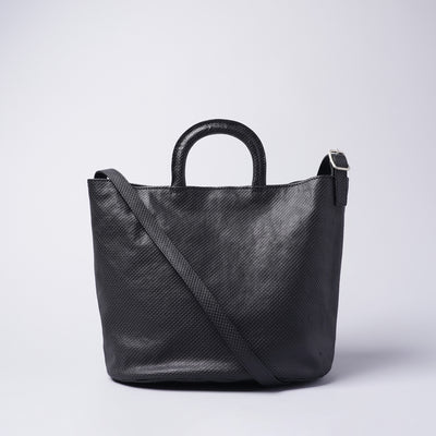 <numeri> Base Embossed/ Black