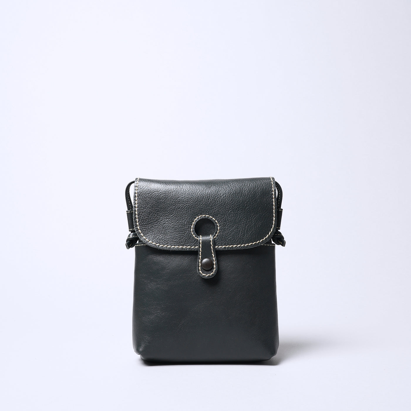 ＜Laisser Faire＞Wolf 隨身迷你斜背包/巧克力色