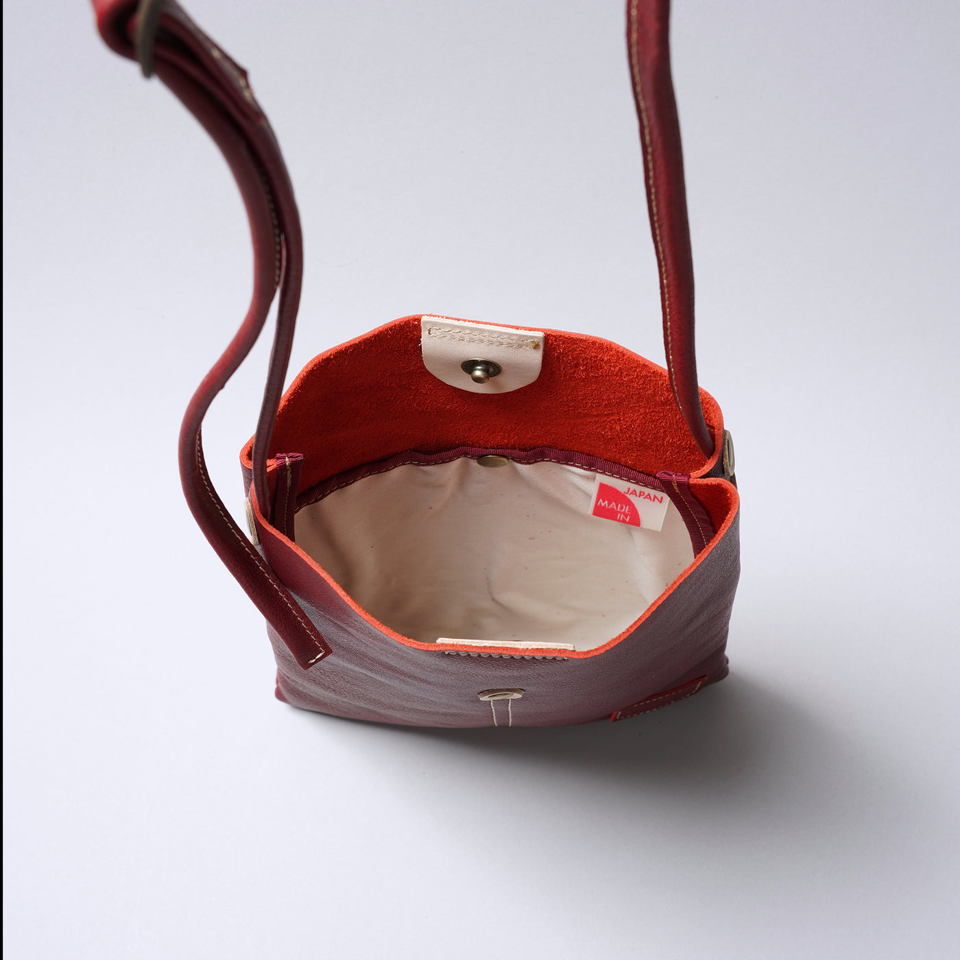 ＜Laisser Faire＞Pieza 薄型斜背包/綠色