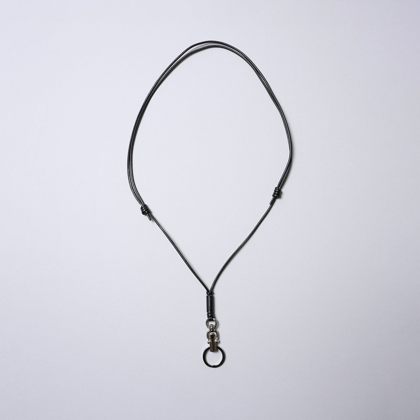 <SENTI FLATTER THE SENSES> Multi Leather Strap (Clip Hook) / Black