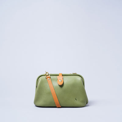 <kissora> Epika Shoulder Bag with Clasp Opening / Brown