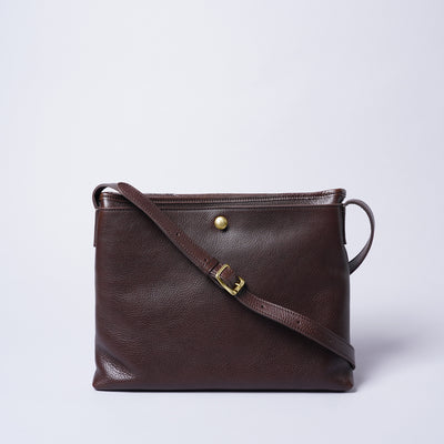＜ダコタ ブラックレーベル＞イオシリーズ 横ショルダー/ブラック