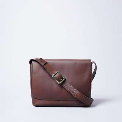 <Dakota BLACK LABEL> AM8 Series Flap Shoulder / Brown