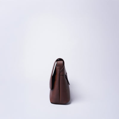 <Dakota BLACK LABEL> AM8 Series Flap Shoulder / Brown