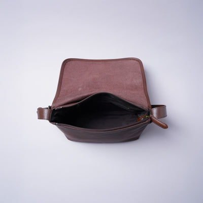 <Dakota BLACK LABEL> AM8 Series Flap Shoulder / Brown