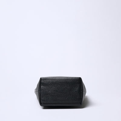 <Kolmio> [VALO] 01 2 POCHETTE / Black x Black