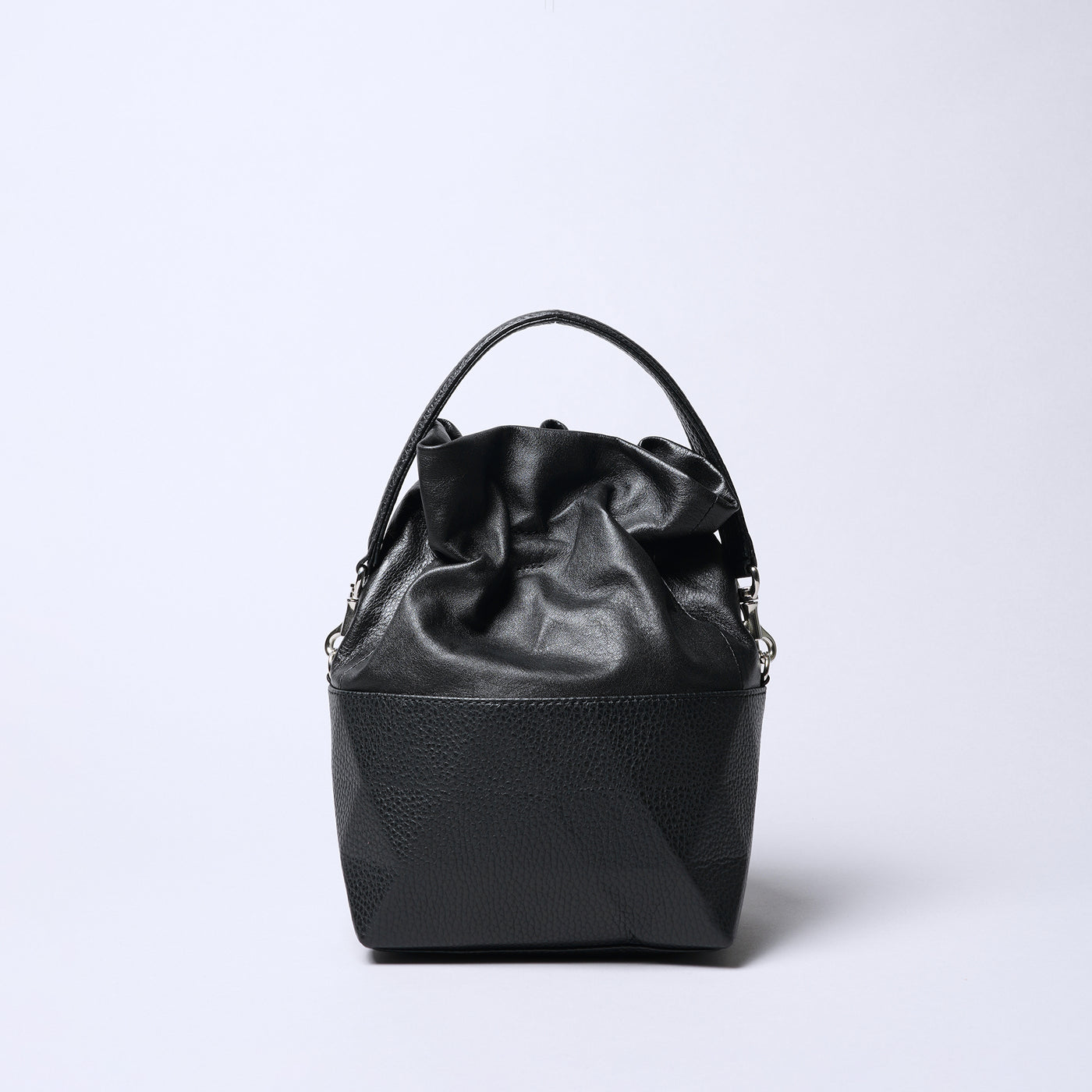 ＜コルミオ＞【VALO】05 KINCHAKU/ブラック×ブラック