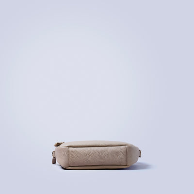 ＜レザリ＞エンボスミニショルダーバッグ/ゴールド