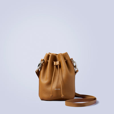 ＜レザリ＞エンボスミニ巾着ショルダー/トープ