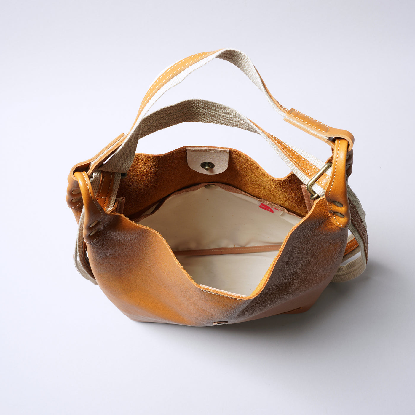 ＜レッセフェール＞ピエーザ 2wayリュック/レッド