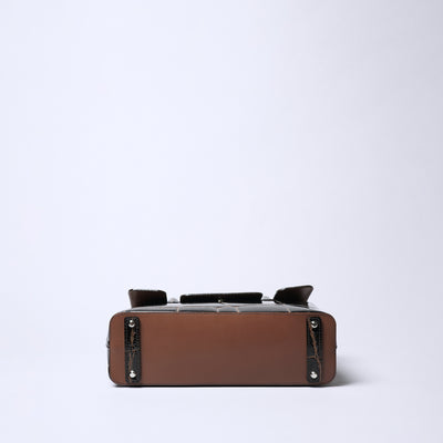 ＜リアルマインド ブラックレーベル＞プリマボルサ フラップトートバッグ/チョコ