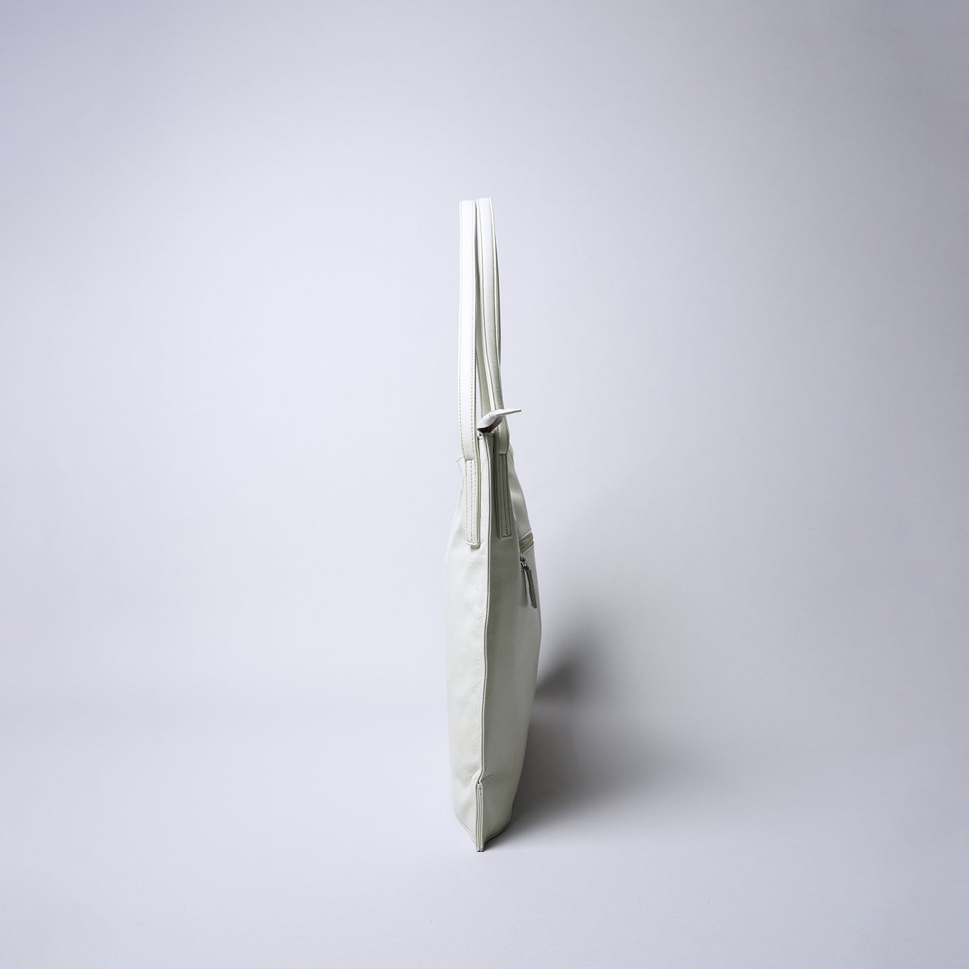 ＜リアルマインド ブラックレーベル＞フィッカ 薄マチA4トートバッグ/ブラック