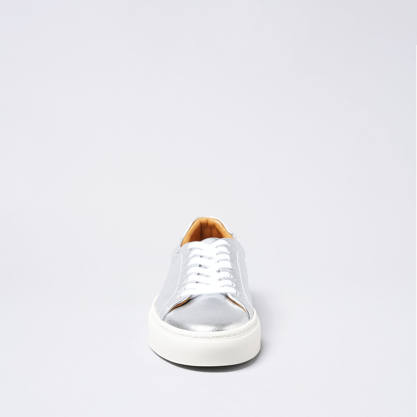 <TOSS> Chester Lace Up Leather Sneaker / Silver