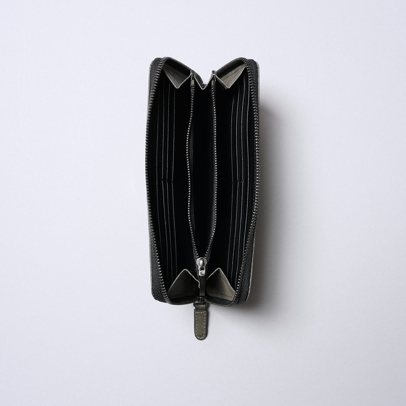 <enrio> Round Zip Long Wallet / Black