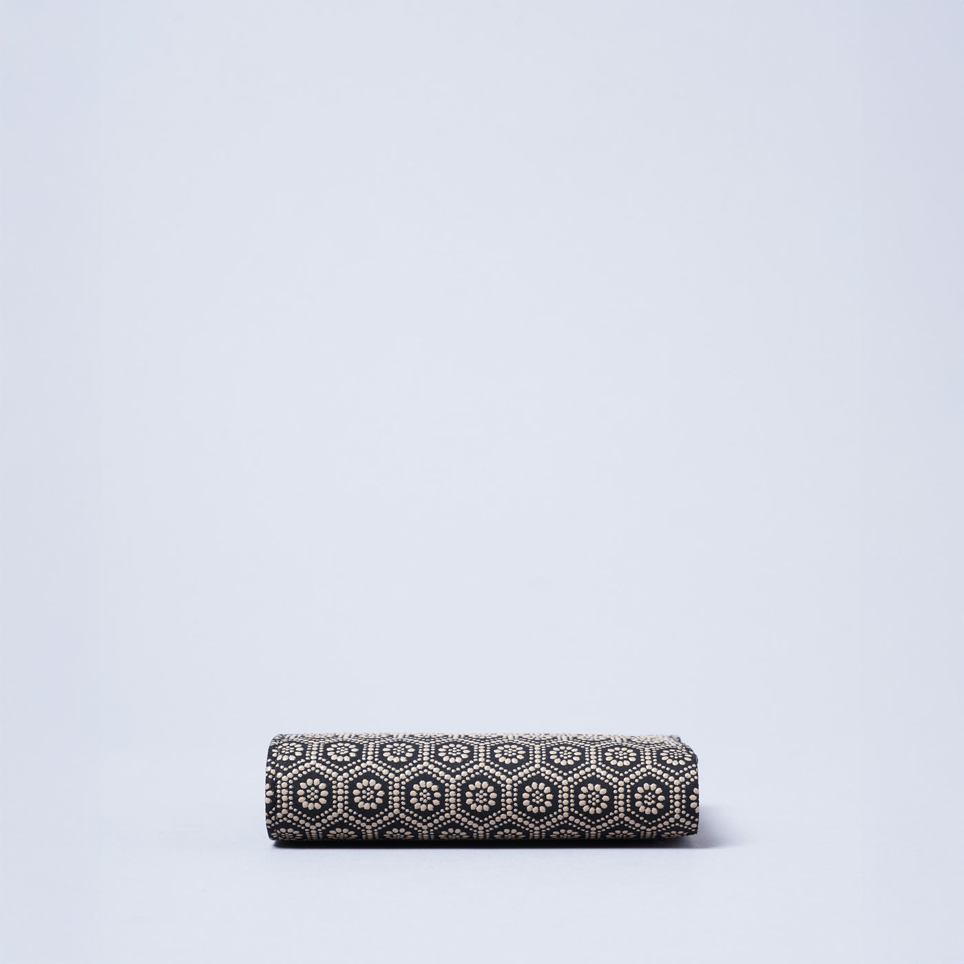 ＜kissora＞古都印傳 口金短夾/龜甲米