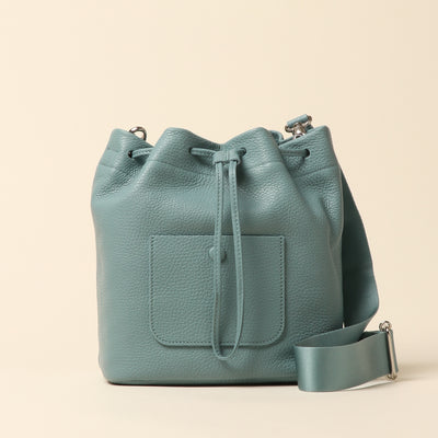 <itten-itten> Drawstring shoulder / sax