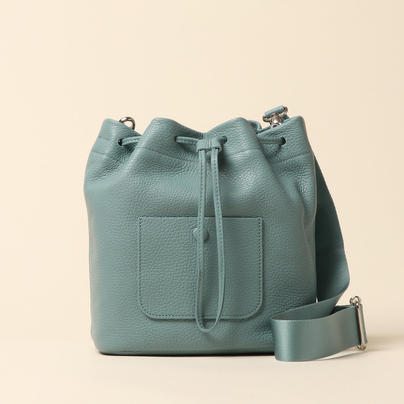 <itten-itten> Drawstring shoulder / Blue