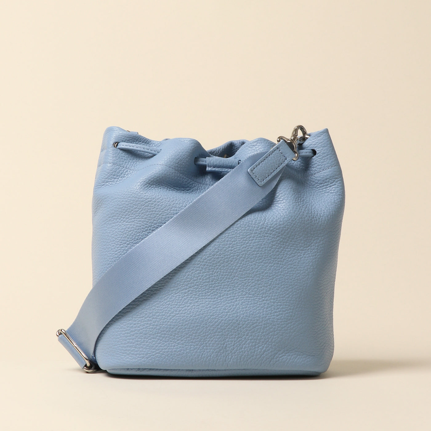 <itten-itten> Drawstring shoulder / Blue