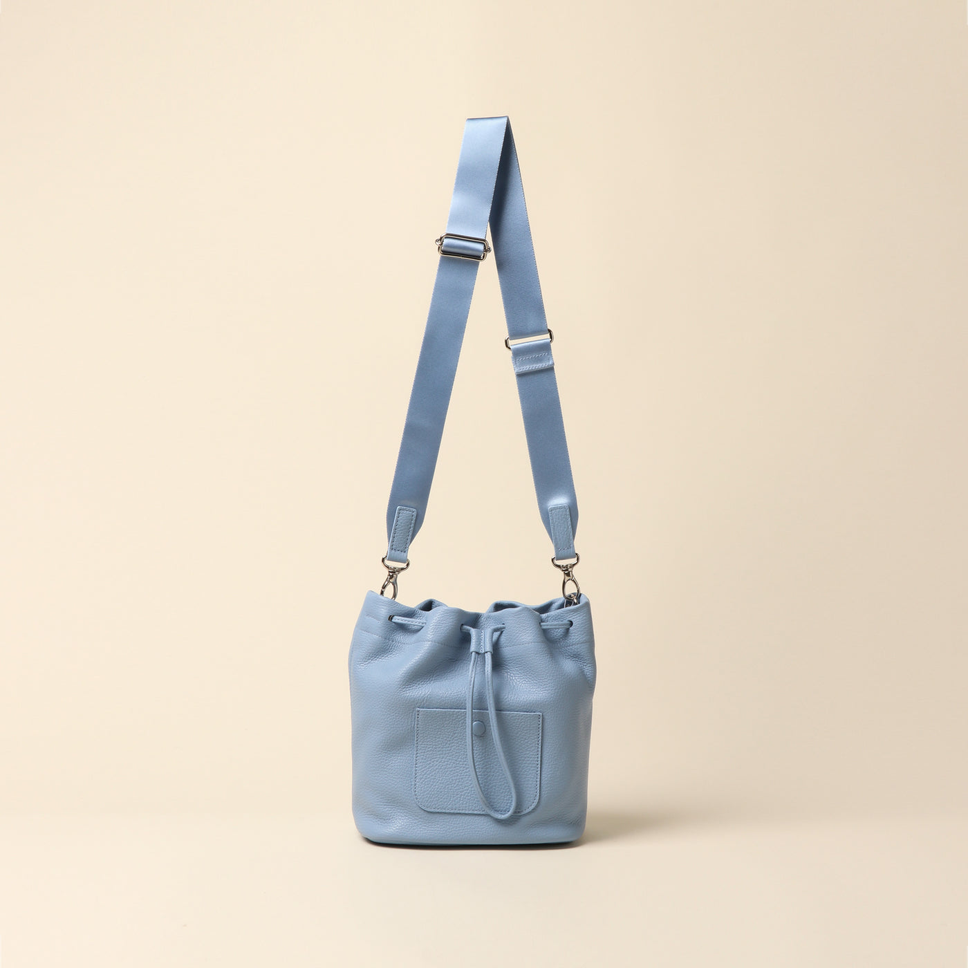 <itten-itten> Drawstring shoulder / Blue