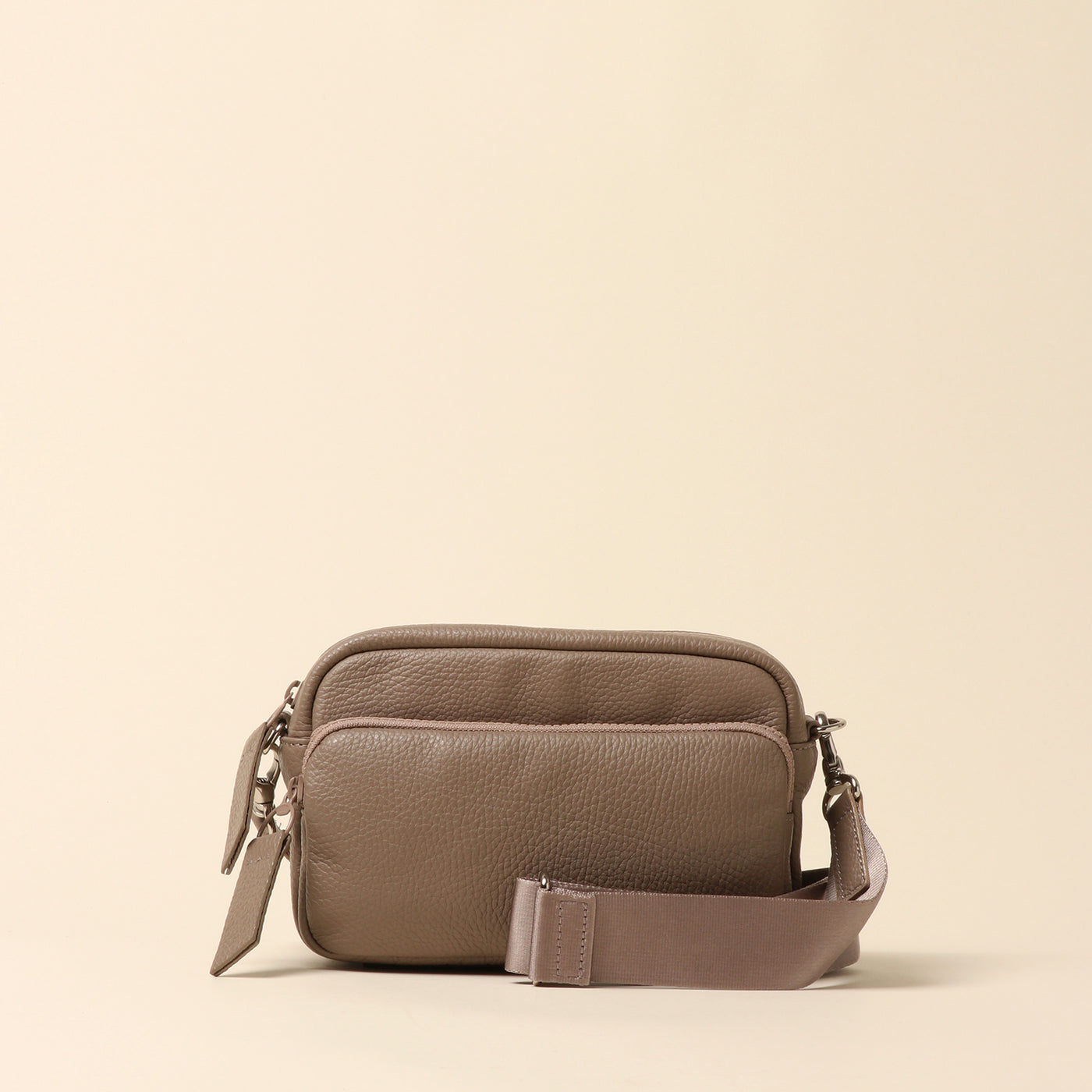 <itten-itten> Leather mini shoulder bag / pale green