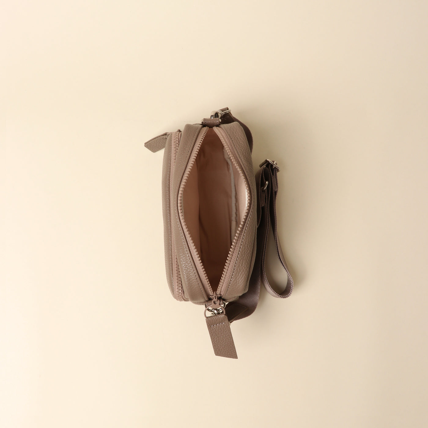 <itten-itten> Leather mini shoulder bag / warm beige