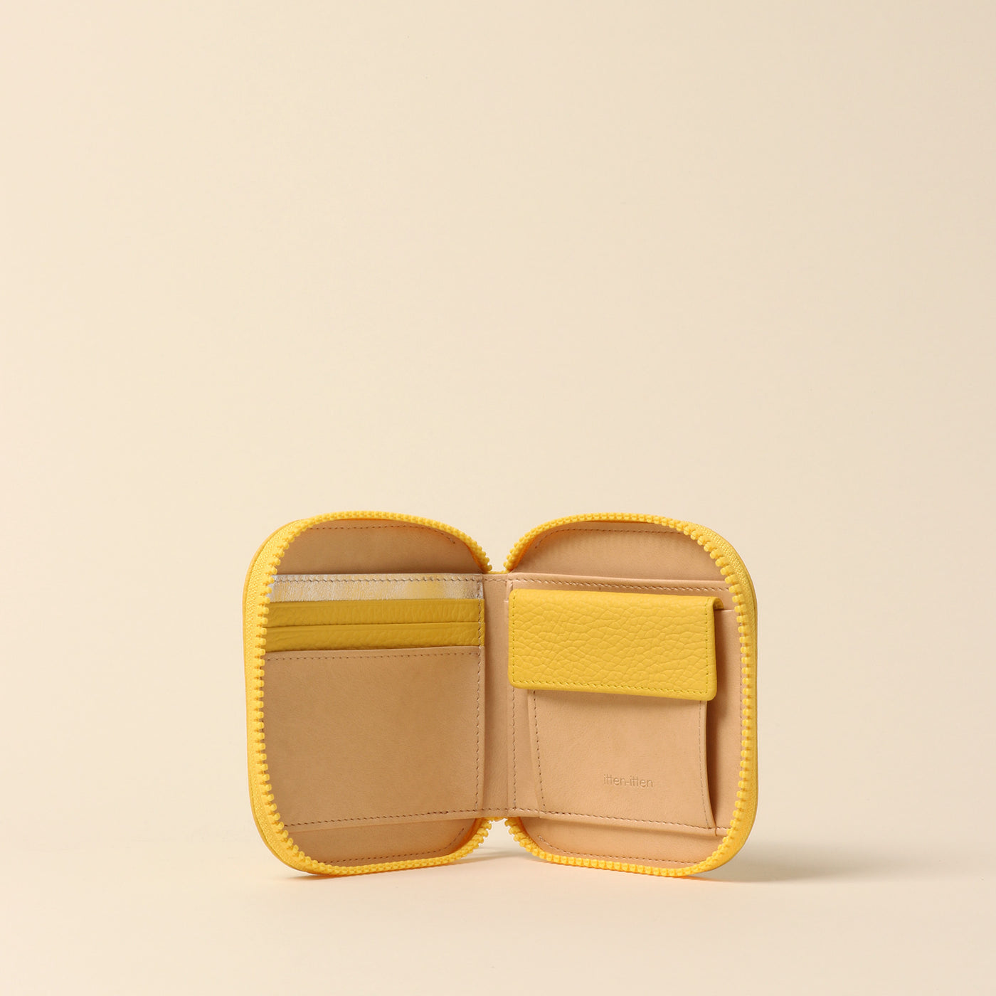 <itten-itten > Round Mini Wallet / Pistachio