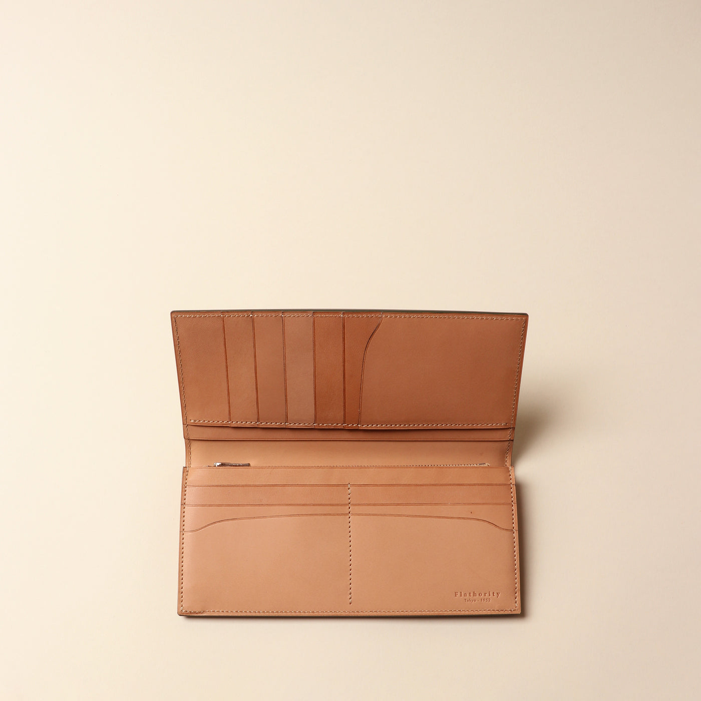 <FLATHORITY> Water-dyed oil cordovan long wallet with coin purse / Blue