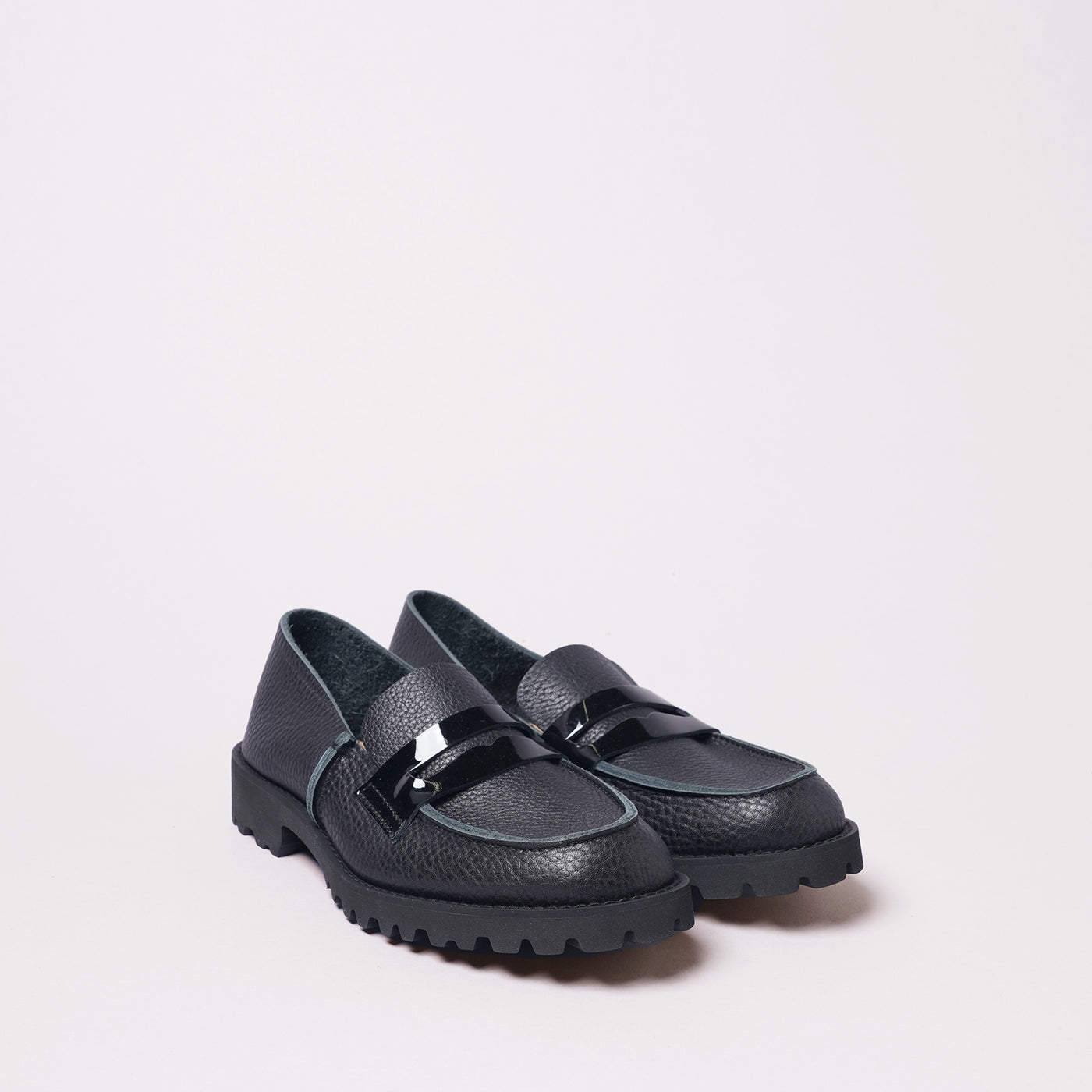 ＜U-DOT＞LOAFER樂福鞋/黑色