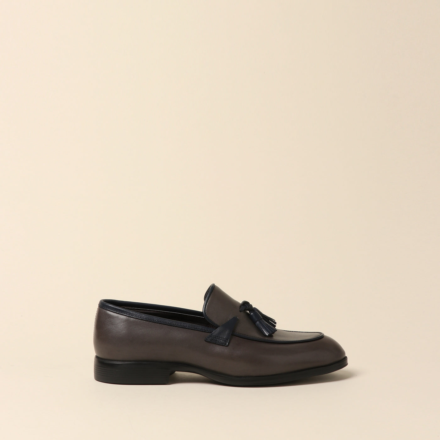 <Madras> Tassel Slip-On / Gray Navy