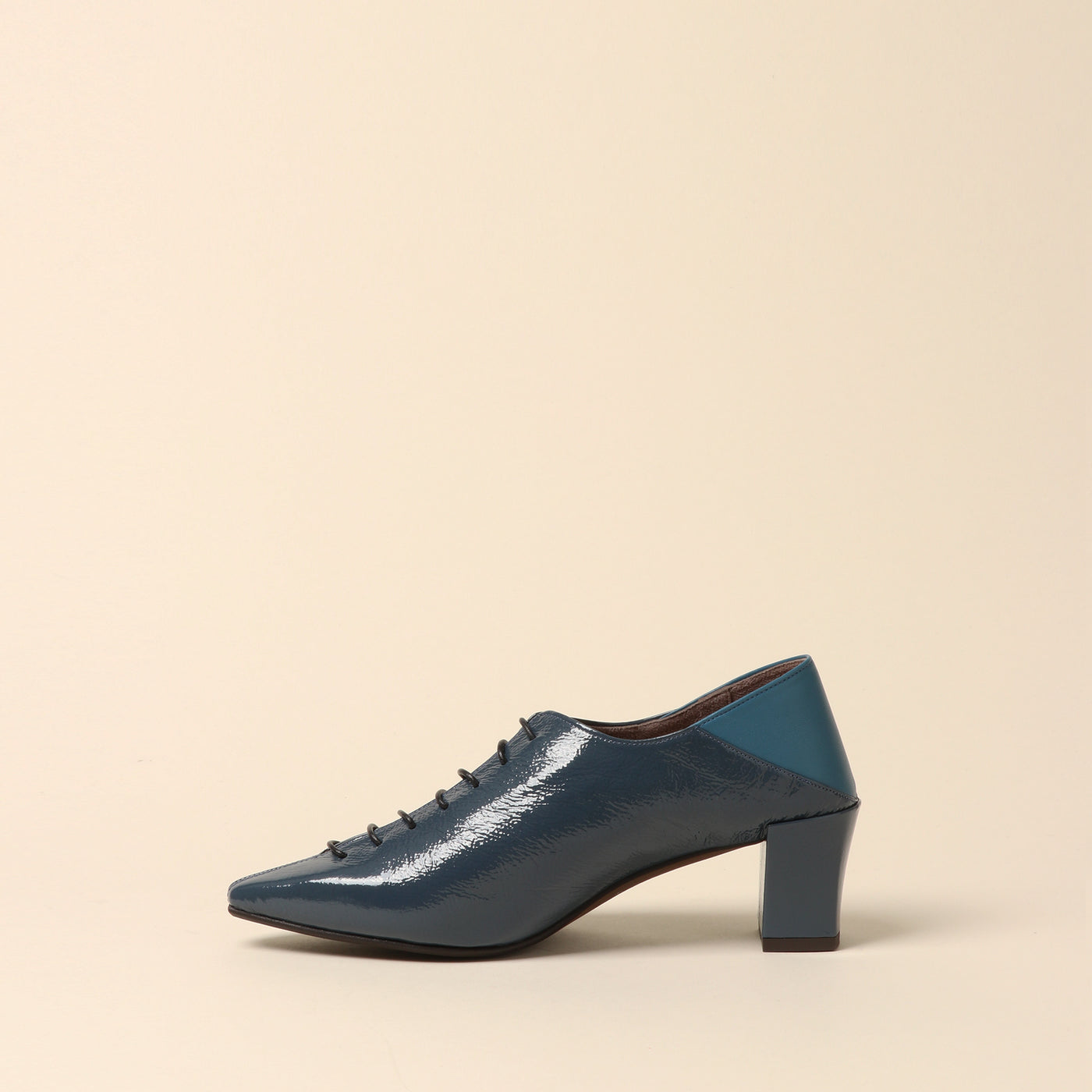 <Madras> Petite square toe lace-up pumps/dark blue