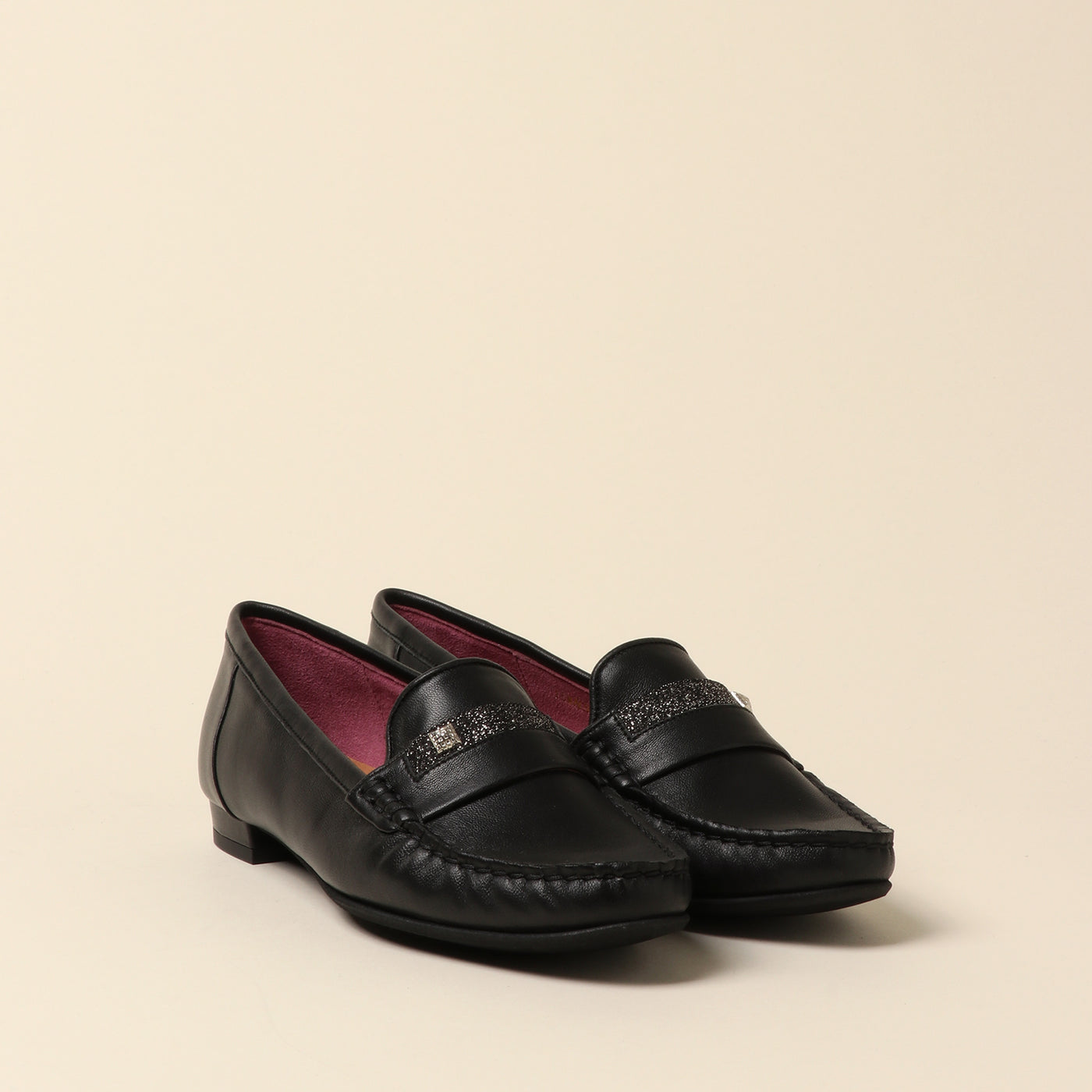 <Madras> Soft conscious loafer / black